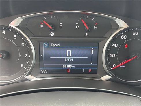 Used 2024 GMC Terrain SLE AWD/4WD image 15