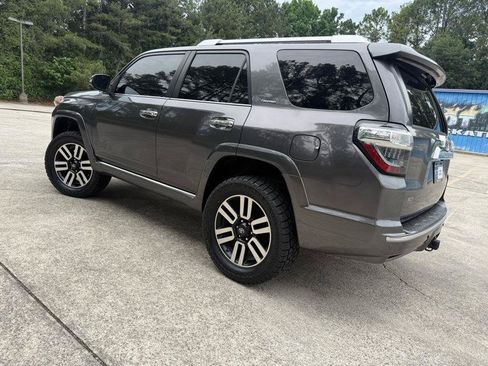 Used 2016 Toyota 4Runner Limited AWD/4WD image 17