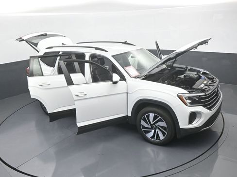 Used 2024 Volkswagen Atlas SE FWD image 74