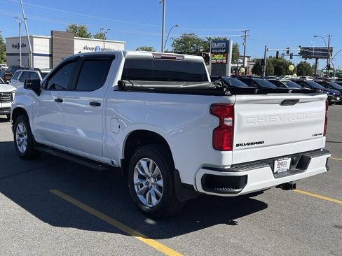 Used 2020 Chevrolet Silverado 1500 Custom w/ Custom 2.7L Value Package AWD/4WD image 5