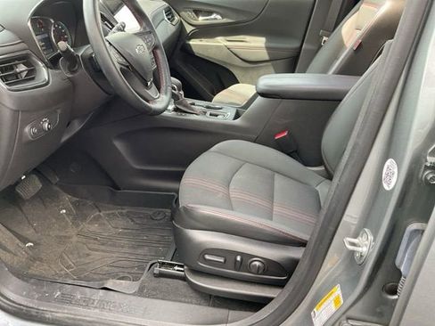 Used 2024 Chevrolet Equinox RS FWD image 27