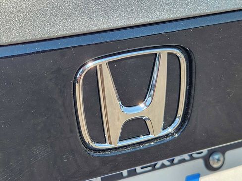 New 2025 Honda Accord LX image 9