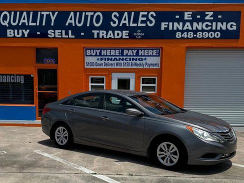 Used 2011 Hyundai Sonata GLS FWD image 1
