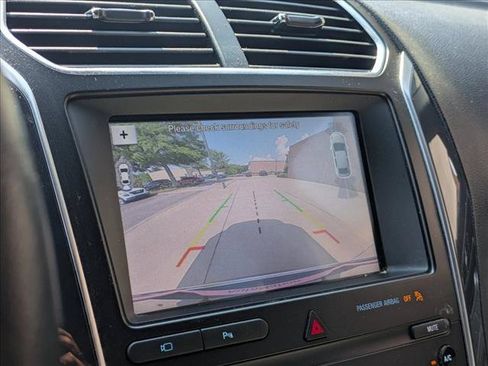 Used 2019 Ford Explorer Limited w/ Class III Trailer Tow Package FWD image 15