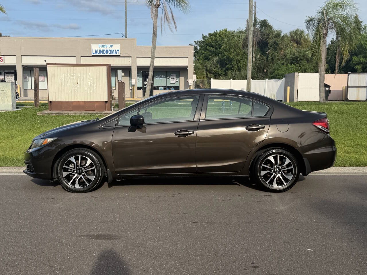 Used 2014 Honda Civic EX image 6