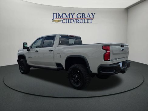 New 2026 Chevrolet Silverado 2500 ZR2 w/ LPO, Dark Essentials Package AWD/4WD image 3