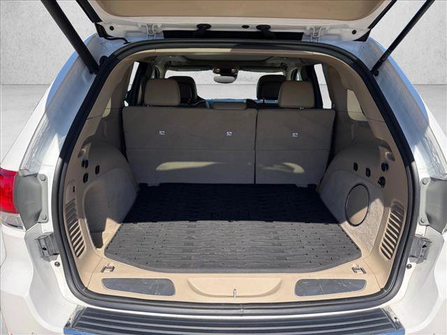 Used 2021 Jeep Grand Cherokee Overland AWD/4WD image 6