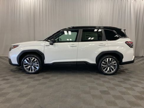New 2026 Subaru Forester Touring AWD/4WD image 9