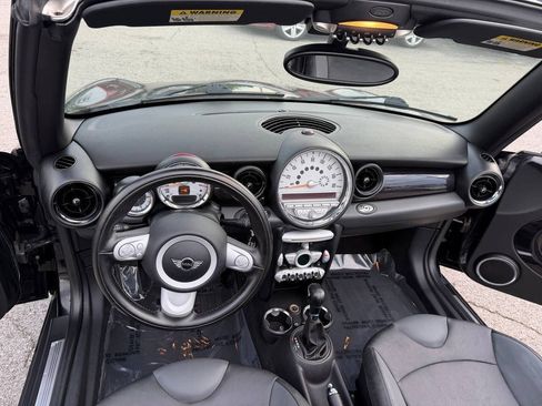 Used 2009 MINI Cooper Convertible FWD image 13