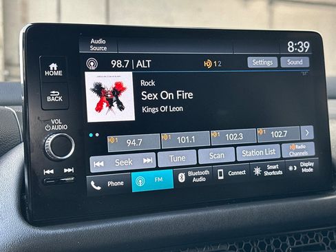 Used 2025 Honda HR-V EX-L image 25