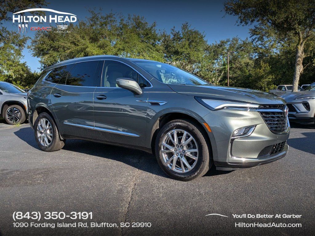 Used 2023 Buick Enclave Essence w/ Experience Buick Package FWD image 1