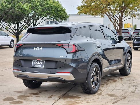 New 2026 Kia Sportage S image 4