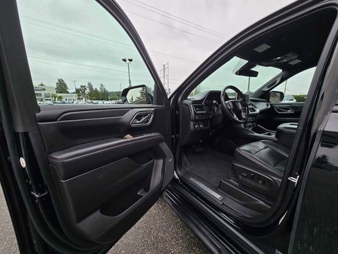 Used 2021 Chevrolet Suburban RST w/ Rear Media and Nav Package image 21