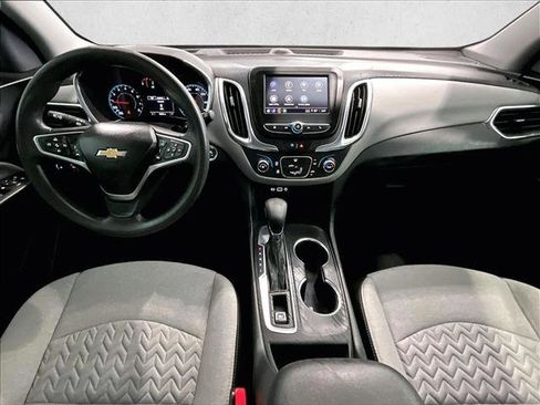 Used 2022 Chevrolet Equinox LS FWD image 16