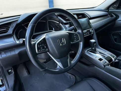 Used 2018 Honda Civic EX-T image 10