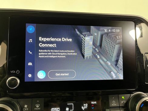 Used 2023 Toyota Highlander LE image 22