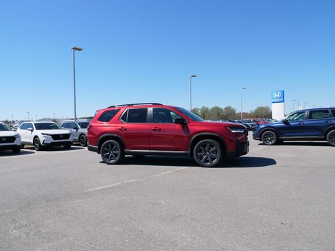 New 2026 Honda Pilot Sport image 2