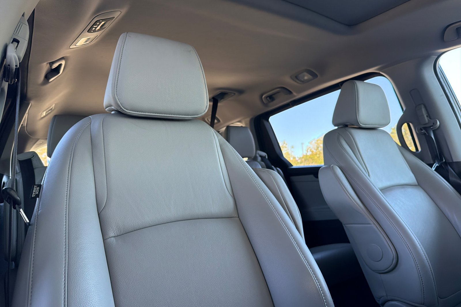 Used 2020 Honda Odyssey EX-L image 18