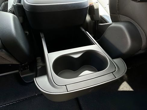 New 2026 Chrysler Pacifica Select image 28