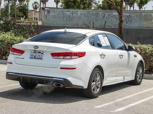 Used 2020 Kia Optima LX FWD image 4