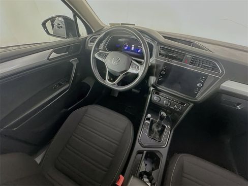Used 2024 Volkswagen Tiguan S image 9