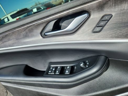 Used 2024 Jeep Grand Cherokee Limited 4xe w/ Luxury Tech Group II image 16