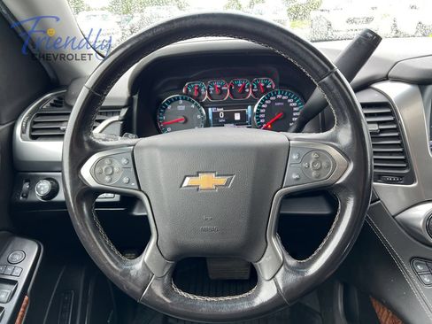 Used 2019 Chevrolet Suburban Premier AWD/4WD image 20