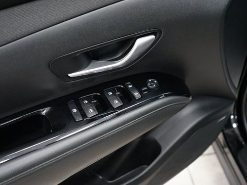 Used 2022 Hyundai Tucson Limited image 27