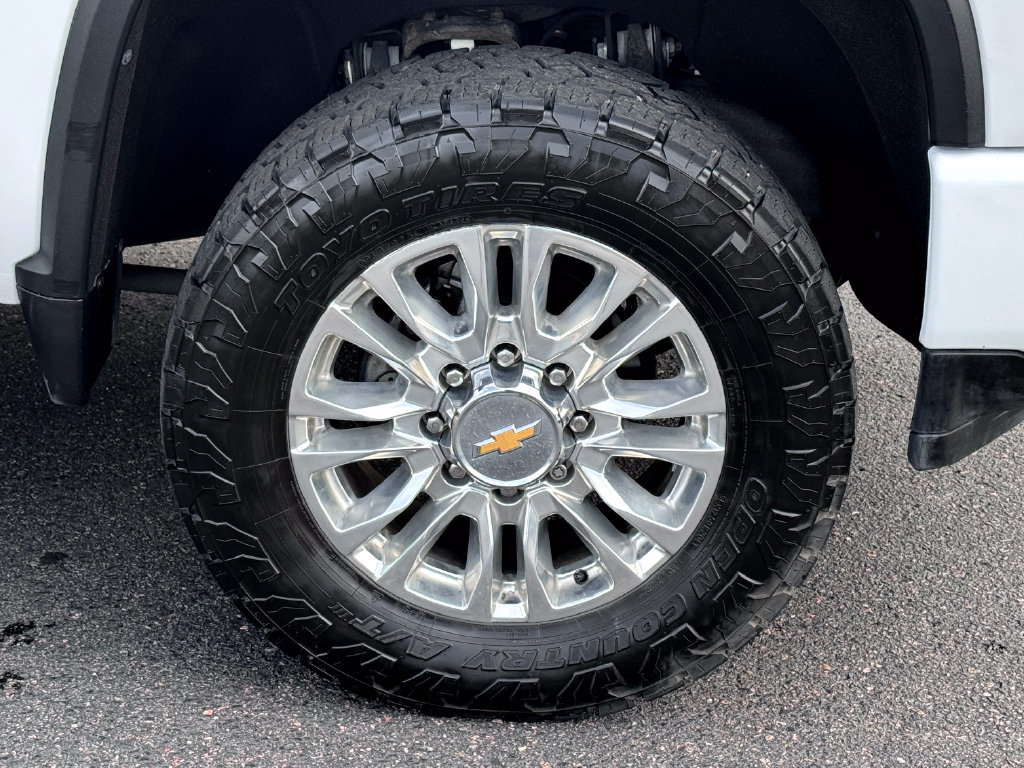 Used 2021 Chevrolet Silverado 3500 High Country w/ Z71 Off-Road Package AWD/4WD image 17