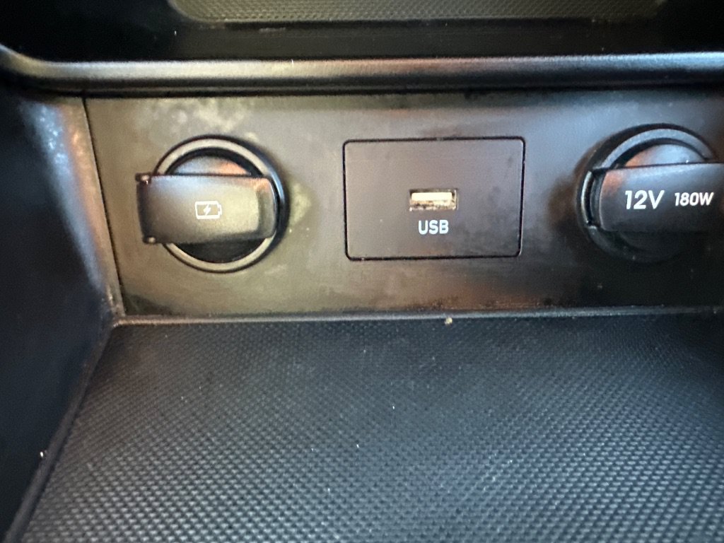 Used 2022 Hyundai Kona SEL FWD image 28