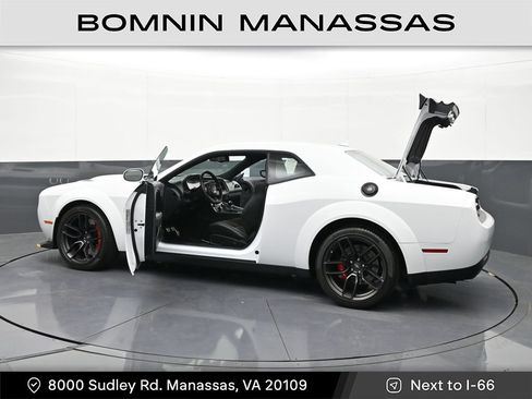 Used 2022 Dodge Challenger R/T Scat Pack RWD image 44