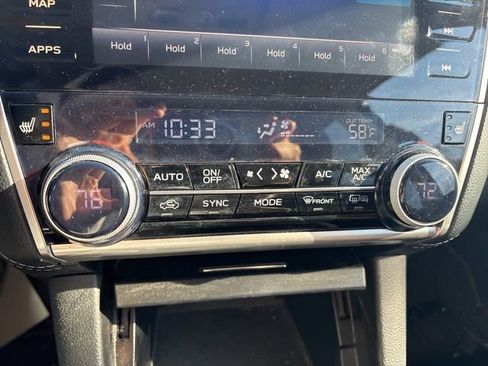 Used 2018 Subaru Outback 3.6R Touring image 12