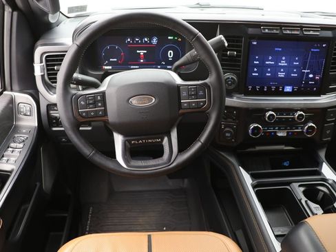 Used 2024 Ford F450 Platinum image 24