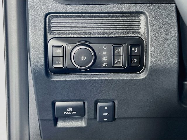 Used 2026 Ford F450 Platinum AWD/4WD image 19