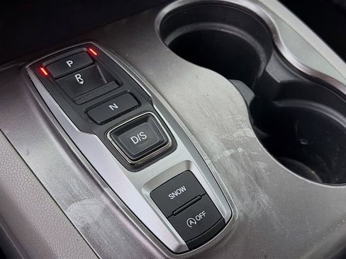 Used 2021 Honda Pilot EX image 17