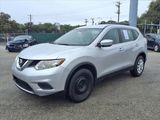 Used 2015 Nissan Rogue S image 5