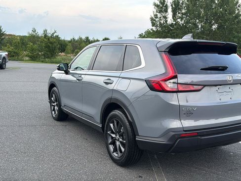 Certified 2026 Honda CR-V EX-L image 9