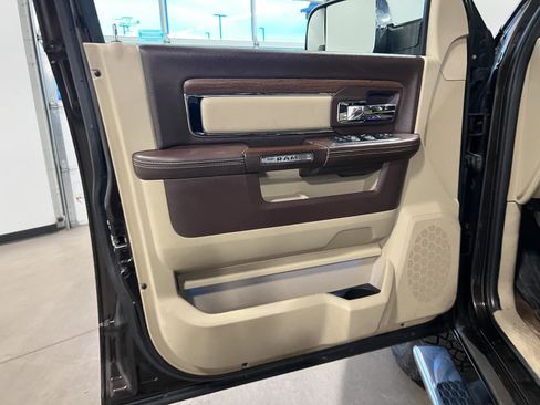 Used 2017 RAM 2500 Laramie image 25