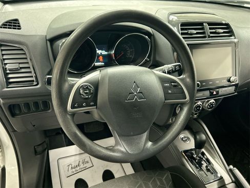 Used 2020 Mitsubishi Outlander Sport ES image 4
