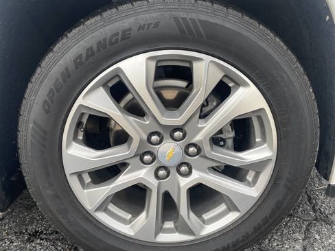 Used 2021 Chevrolet Traverse Premier image 9