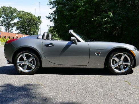 Used 2007 Pontiac Solstice Convertible w/ Premium Package RWD image 41