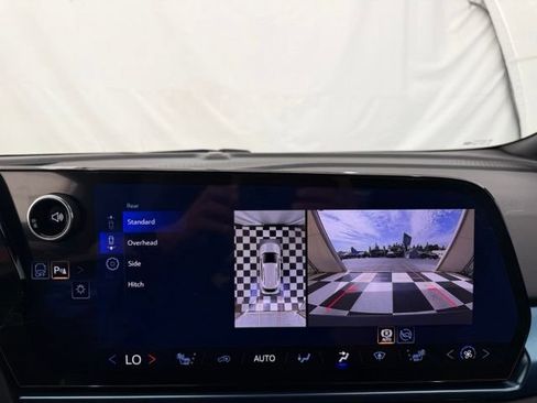 New 2026 Chevrolet Equinox EV LT AWD/4WD image 34