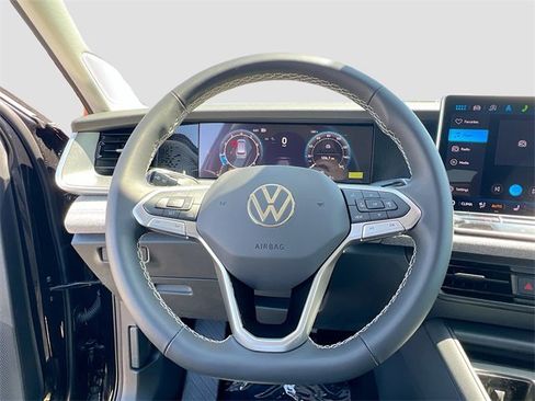 New 2025 Volkswagen Tiguan S image 11