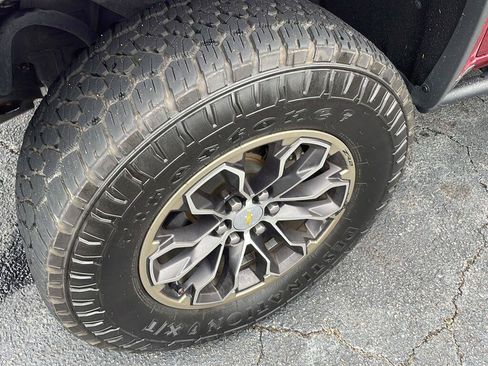 Used 2019 Chevrolet Colorado ZR2 AWD/4WD image 2