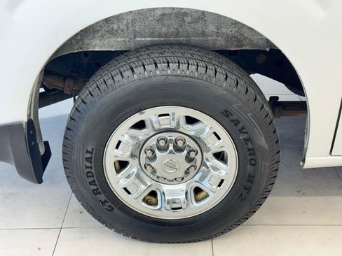 Used 2014 Nissan NV 3500 SV w/ Technology Package RWD image 38