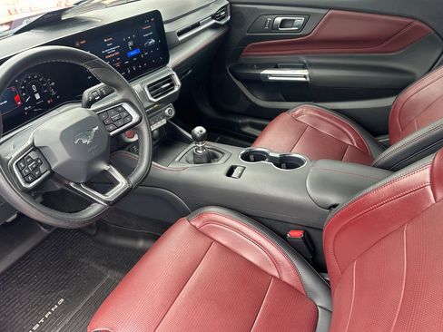 Certified 2025 Ford Mustang GT Premium RWD image 9