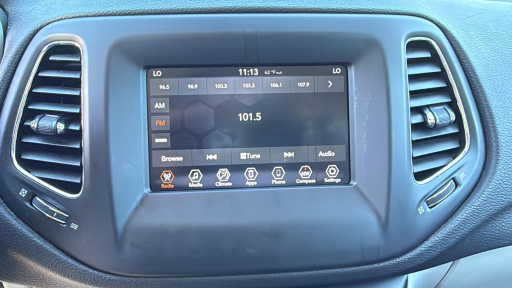 Used 2021 Jeep Compass Latitude w/ Sun and Sound Group AWD/4WD image 24