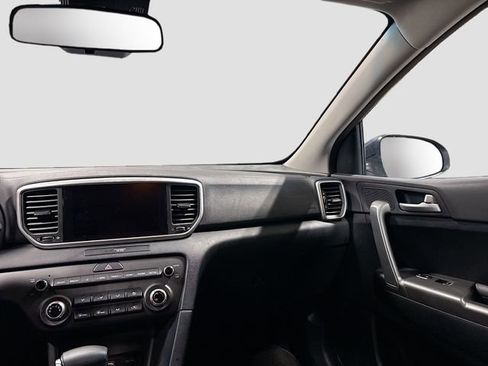 Used 2022 Kia Sportage LX image 24