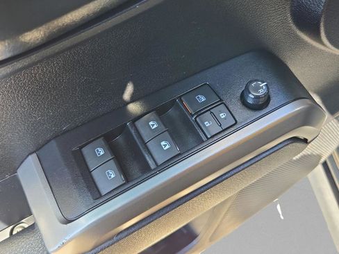 Used 2023 Toyota Tacoma SR5 image 32