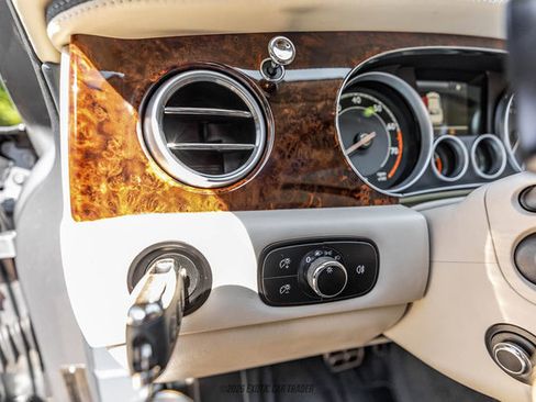 Used 2014 Bentley Flying Spur W12 AWD/4WD image 25